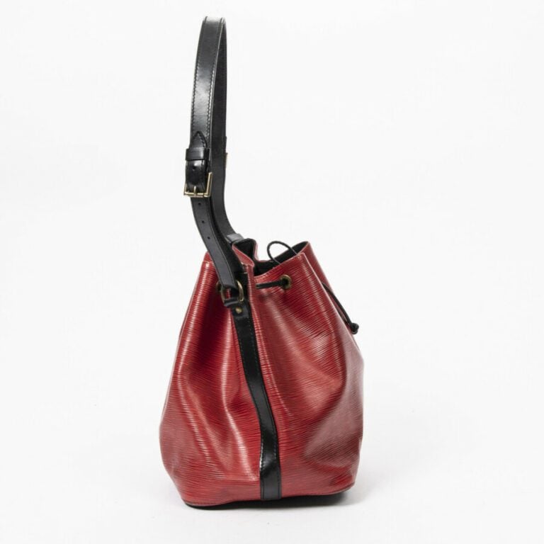 LOUIS VUITTON - 1994 - Sac "Petit Noé" - "Petit Noé" bag - - Cuir Epi rouge et…