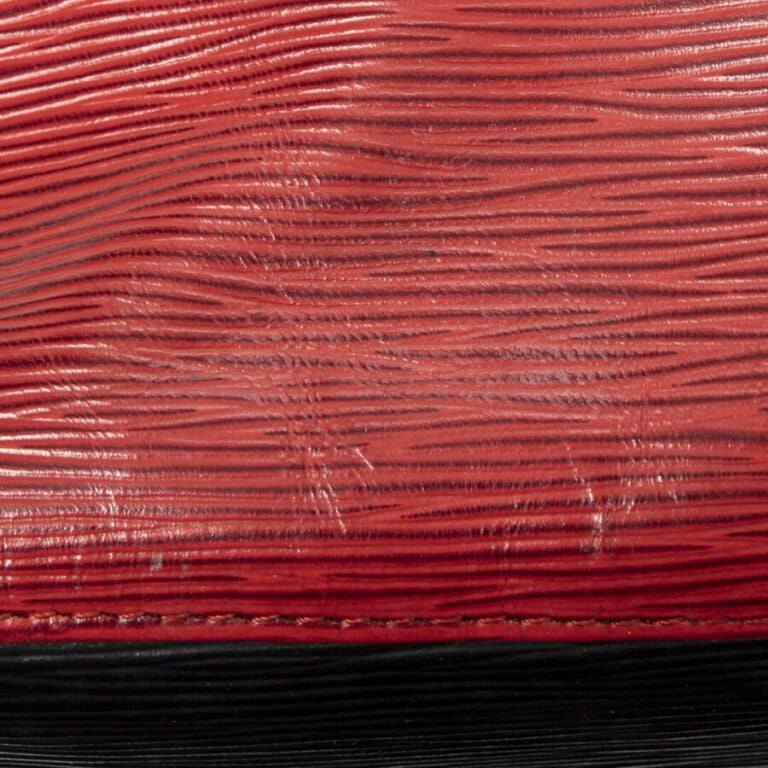 LOUIS VUITTON - 1994 - Sac "Petit Noé" - "Petit Noé" bag - - Cuir Epi rouge et…