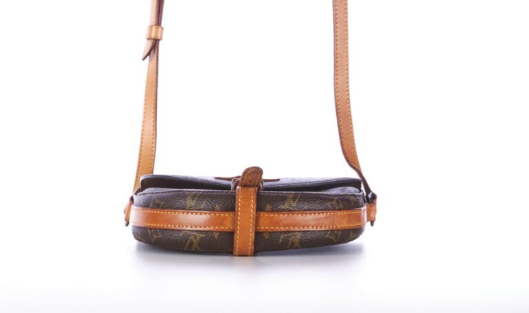 LOUIS VUITTON - SAC "Chantilly" en toile Monogram et cuir naturel, garnitures e…
