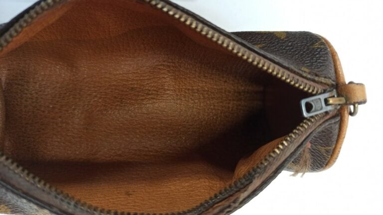 LOUIS VUITTON - SAC "Papillon" en toile Monogram et cuir naturel, deux petites…