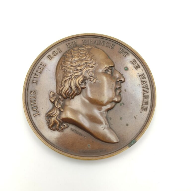 Louis XVIII (1815-1824). Médaille en bronze par Andrieu et De Puymaurin, destin…