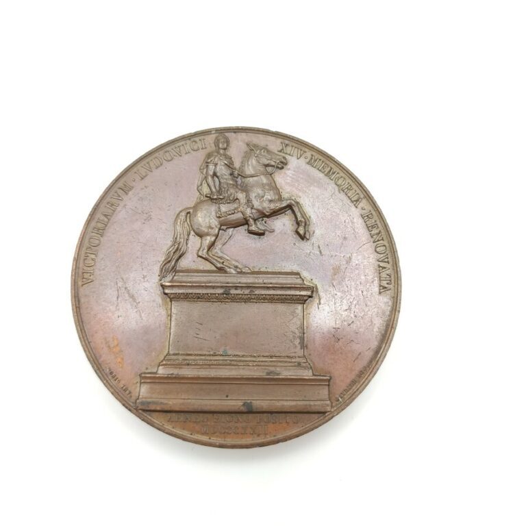 Louis XVIII (1815-1824). Médaille en bronze par Gayrard et De Puymaurin, commém…