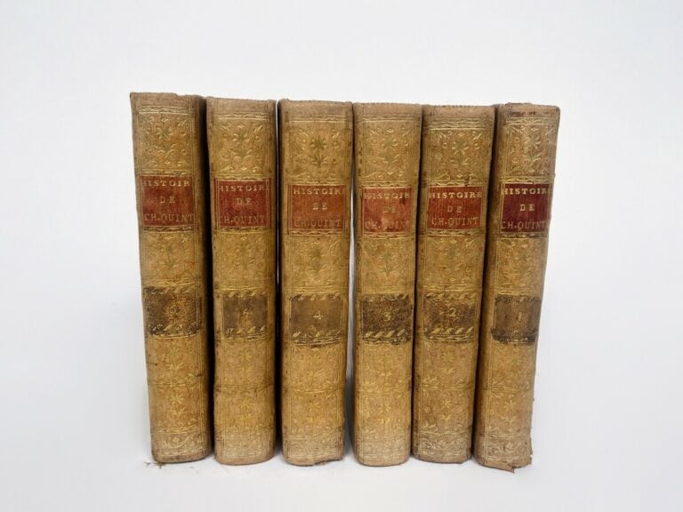 M. ROBERTSON. L'Histoire du règne de l'Empereur Charles-Quint. - Chez Saillant…