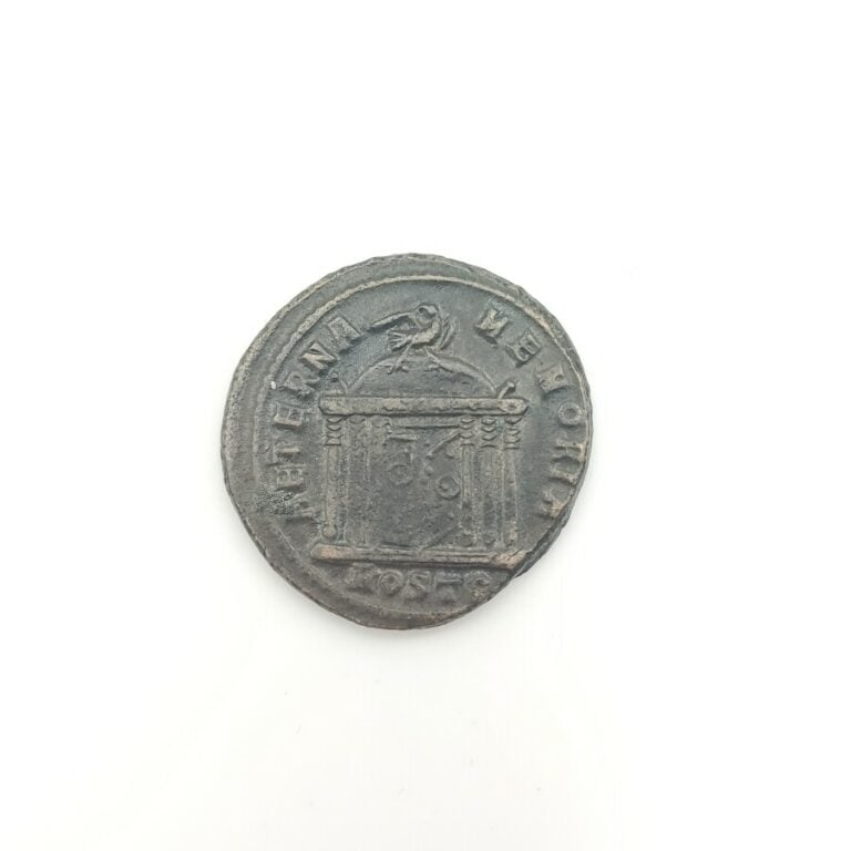 Maxence pour Maxence divinisé (306-313). Follis au Mausolée de Maximien Hercule…