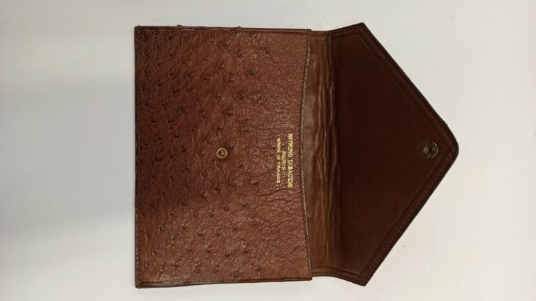 RAYMOND TABACCHI, ANONYME - CABAS et POCHETTE en autruche cognac, garnitures en…