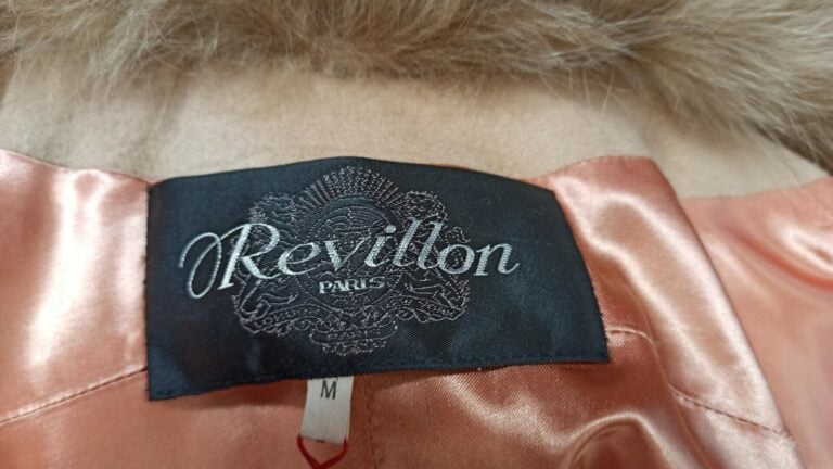 REVILLON - MANTEAU en drap de laine (70%), angora (15%) et cachemire (15%) beig…