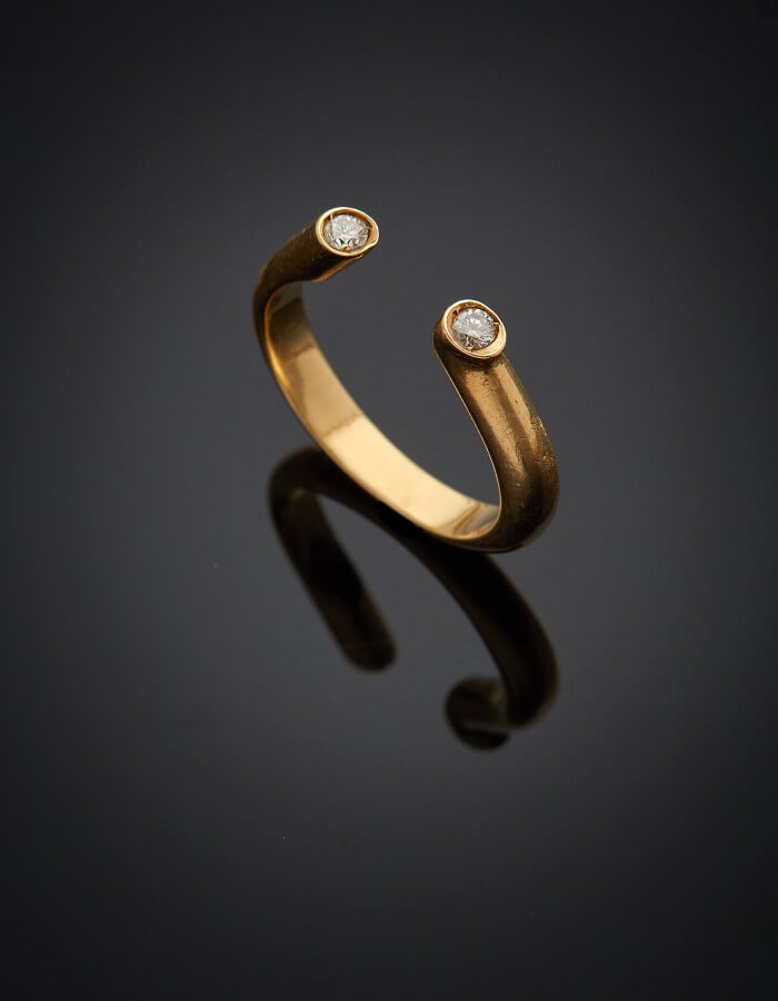 Trois BAGUES en platine (800) et or jaune (750) pavées de diamantstaille brilla…