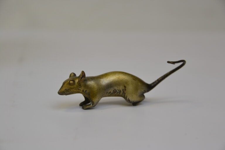 UCHIDE NO KOZUCHI OU MAILLET MAGIQUE EN BRONZE DAMASQUINE - Japon, XXe siècle -…