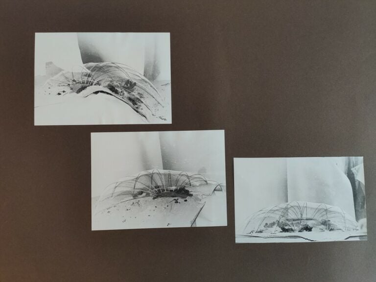 Un ensemble de 18 dessins, calques , photographies de maquettes... d'architecte…