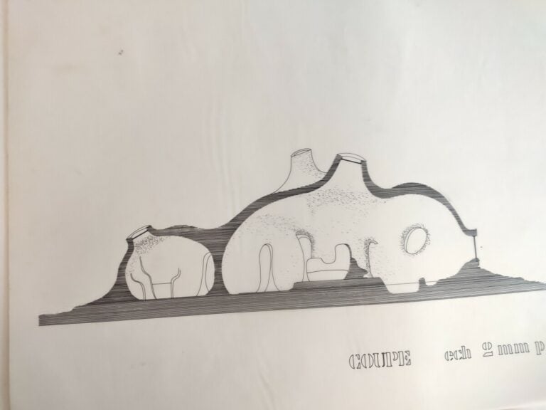 Un ensemble de 8 dessins, calques , photographies de maquettes... d'architecte…