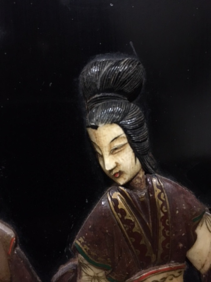 [X] GRAND PARAVENT A QUATRE FEUILLES EN PIERRES DURES ET OS - Chine, - A décor…