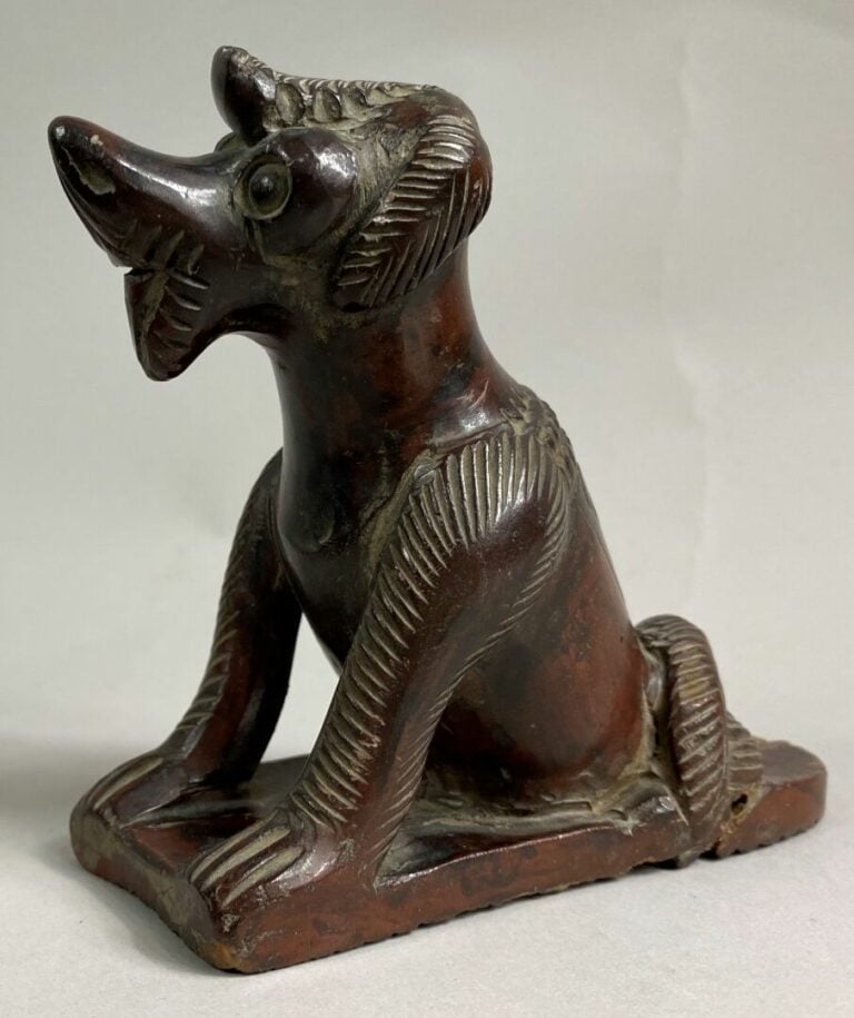 AFRIQUE - Lot de trois masques en bois sculpté - L (le plus grand) : 61 cm - On…