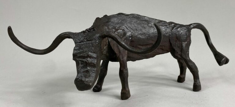 André FABRE (1920-2011) - Buffle - Sculpture en acier forgé - Années 1950/1960…