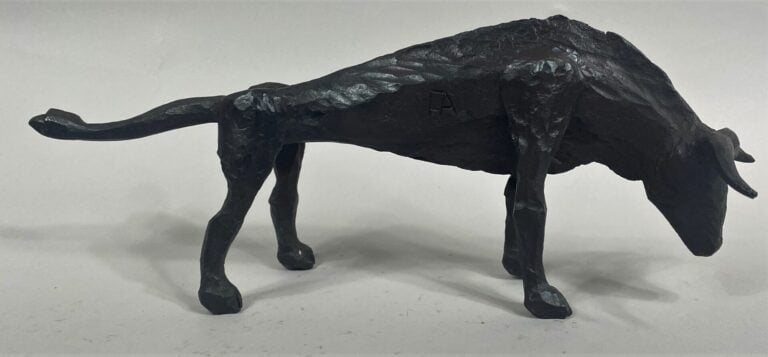 André FABRE (1920-2011) - Taureau - Sculpture en acier forgé - Années 1970 - 13…
