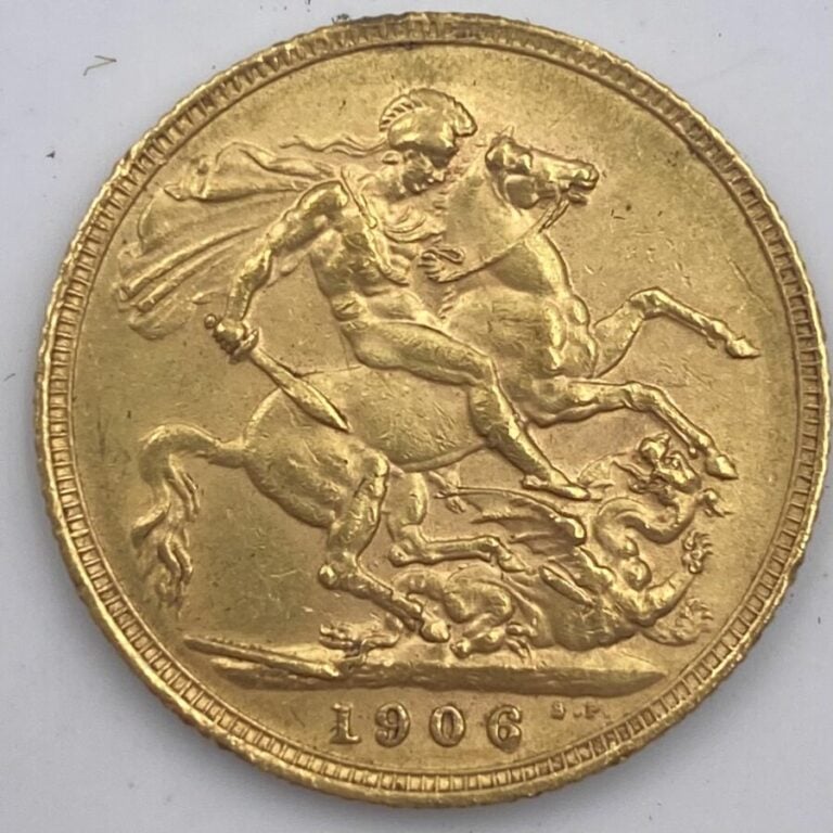 ANGLETERRE - Ensemble de 4 Souverains en or de type Edward VII - -Un souverain…