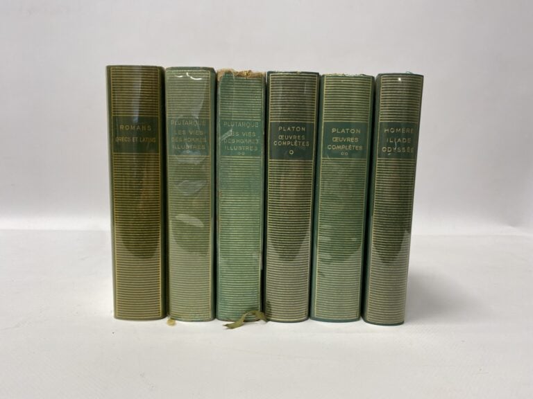 Auteurs classiques: PLUTARQUE, Les Vies d'Hommes Illustres, tome I et II, PLATO…