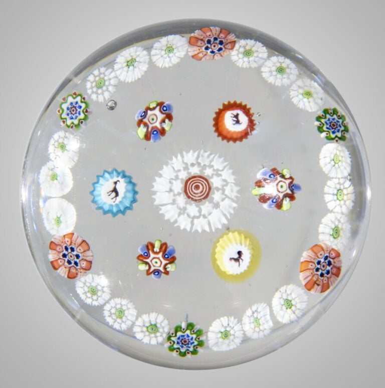 Baccarat.Presse-papiers à motif de cercle périphérique de bonbons polychromes e…