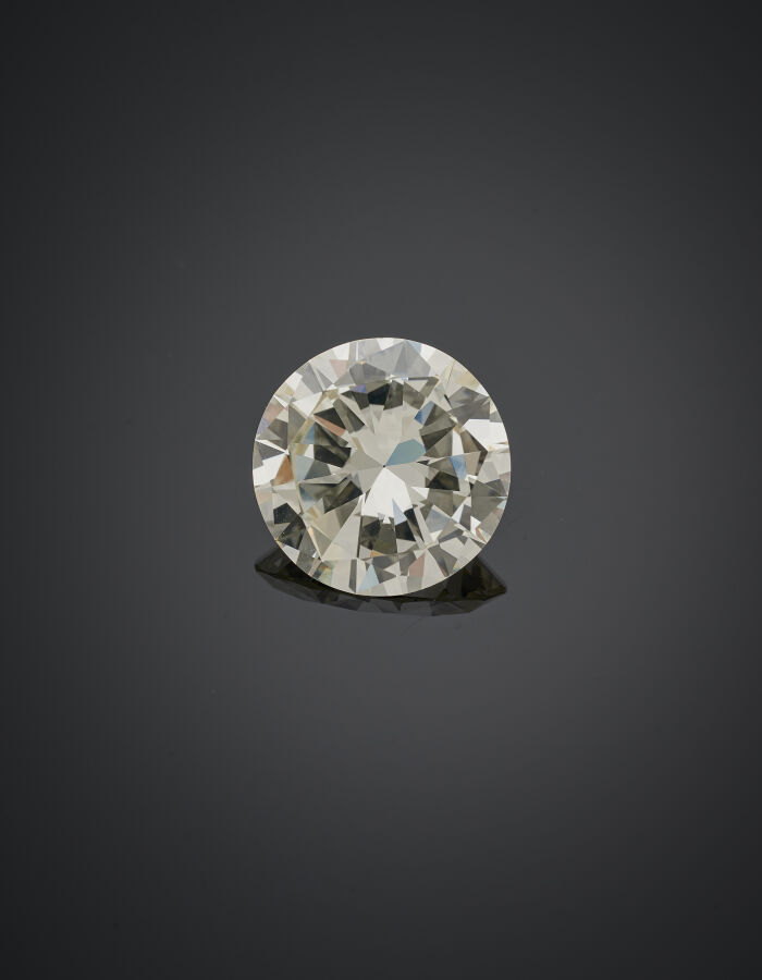 BAGUE "solitaire" en platine (950‰) torsadé, serti d'un diamant taille brillant…