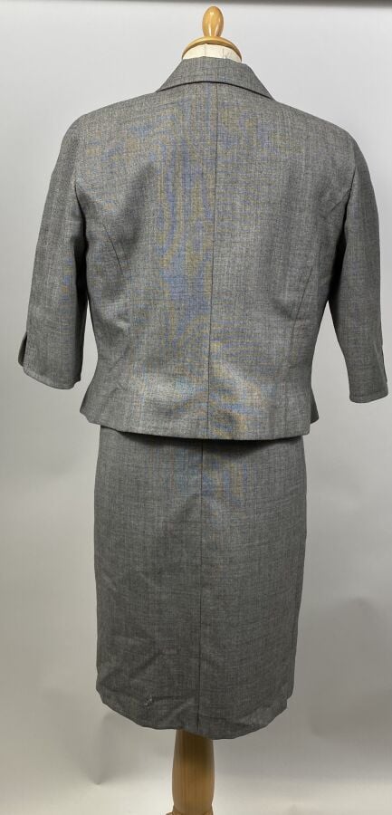 BALENCIAGA - Ensemble robe et veste à manches ¾ - La robe chinée gris à empièce…