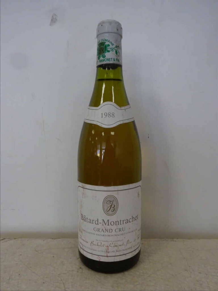 Batard Montrachet, Grand Cru, 1988 - 1 bouteille - (étiquette sale, bas goulot)…