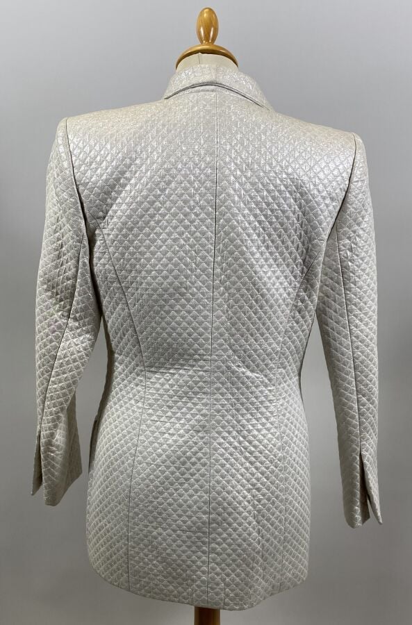 Bernard PERRIS - Tailleur jupe en soie, métal et laine - Taille 42 - - On joint…