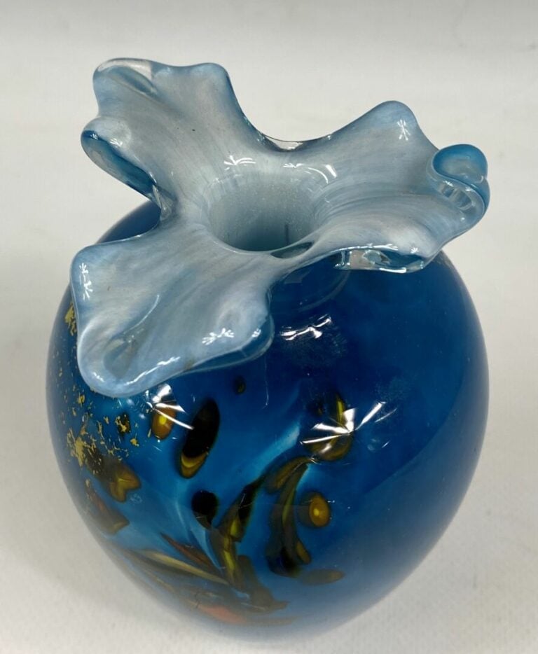 BIOT, dans le goût de Jean-Michel OPERTO - Flacon en verre soufflé à décor d'in…