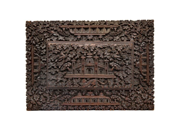 [/] BOITE A COUTURE / A OUVRAGE EN BOIS DE SANTAL - Inde de l'Ouest, Probableme…
