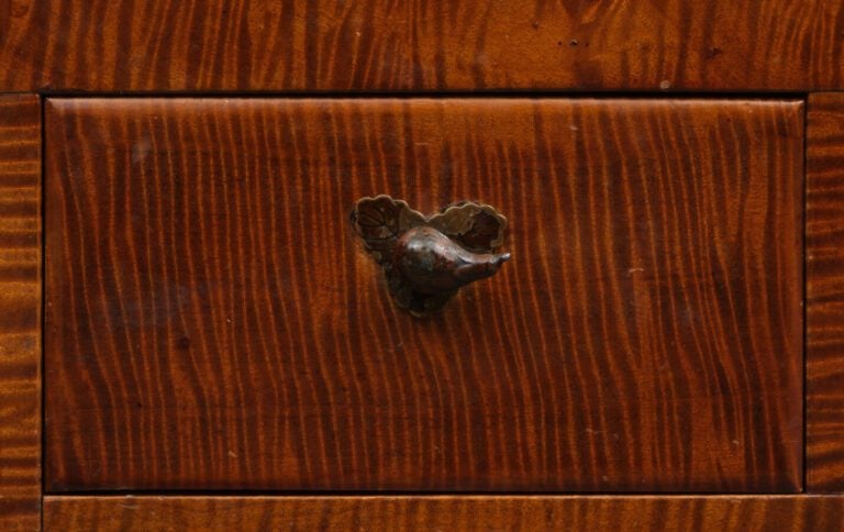 Boîte à couture en bois (haribako) avec 4 tiroirs à l'avant de différentes tail…