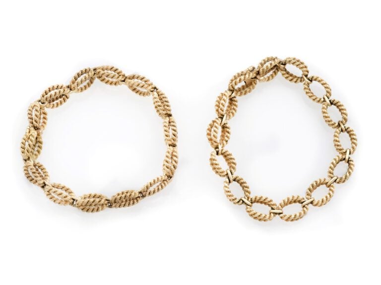 BOUCHERON. - Paire de BRACELETS en or jaune (750 millièmes) à maille ovale doub…