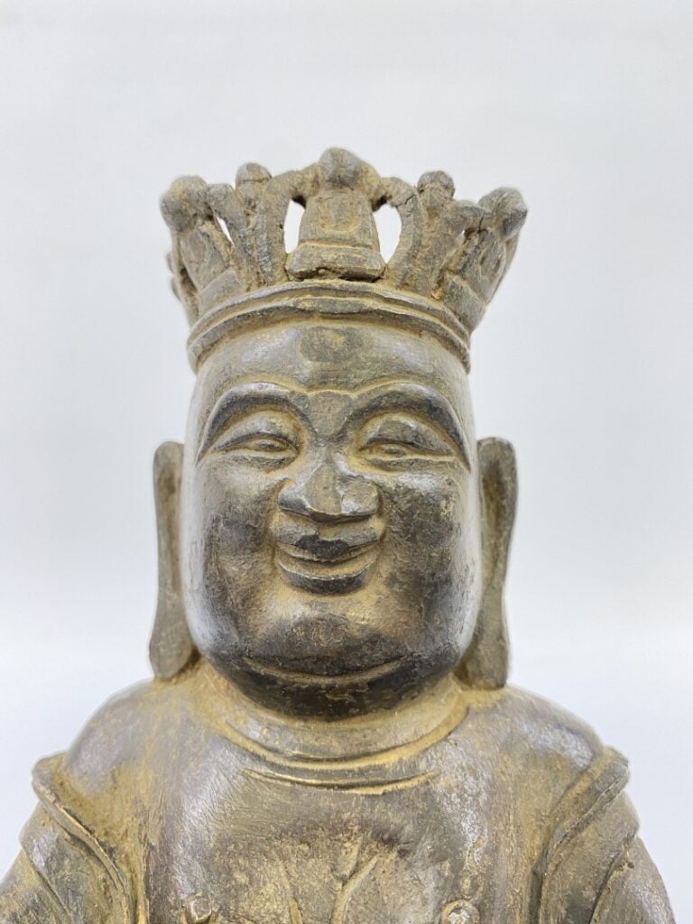 BOUDDHA EN BRONZE - Chine - Epoque MING (1368 - 1644) - Statuette de Budai sour…