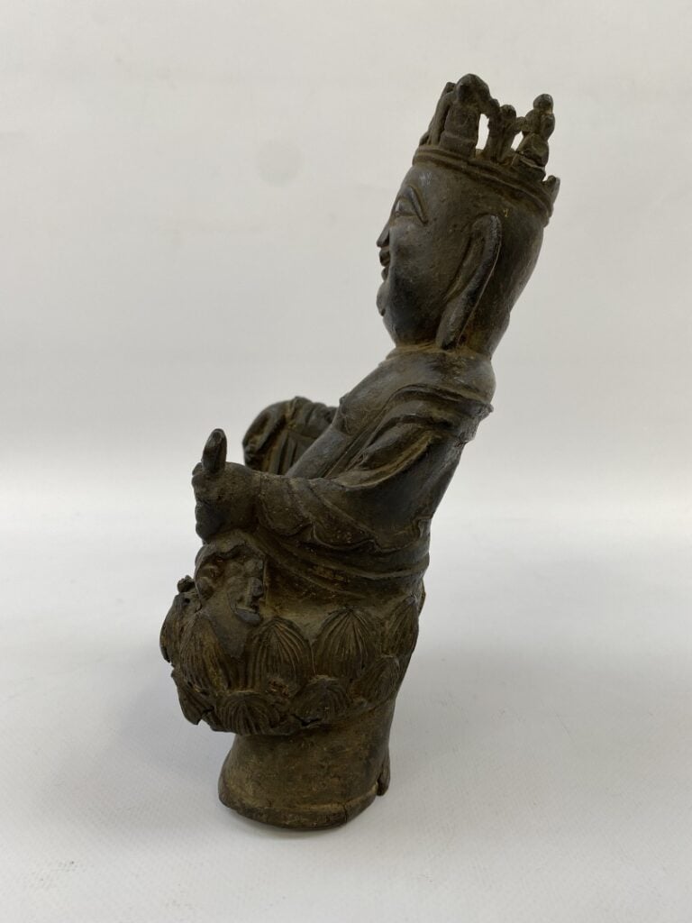 BOUDDHA EN BRONZE - Chine - Epoque MING (1368 - 1644) - Statuette de Budai sour…