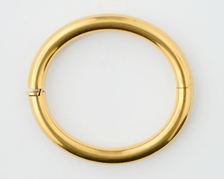 Bracelet jonc ouvrant en or jaune (750) creux - Système de lame en or (750) - P…