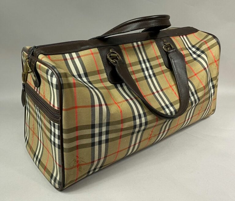 BURBERRY - Sac de voyage en toile check et cuir chocolat, vintage - 26 x 50 x 2…