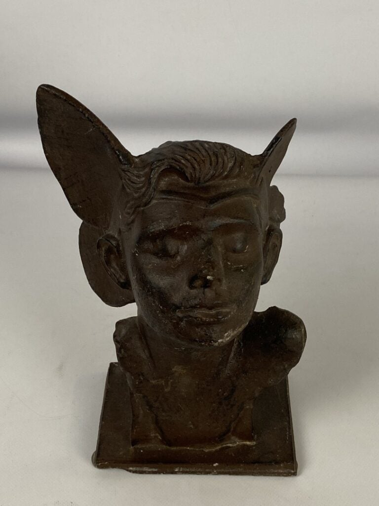 Buste de faune en fonte de fer - H : 29.5 cm - (petits accidents, oxydation)