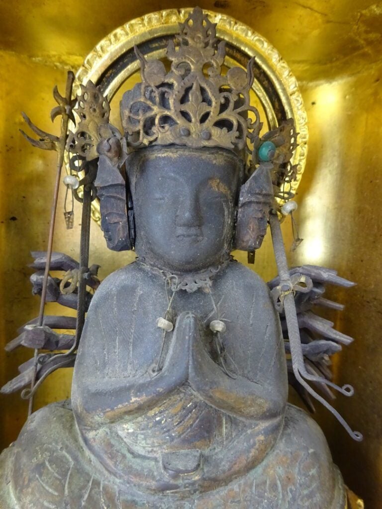 BUTSUDAN EN BOIS LAQUE DORE ET BRONZE - Japon, Epoque EDO (1603-1868) - Butsuda…