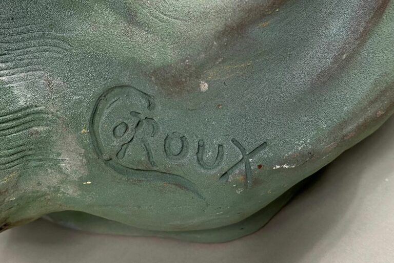 C. ROUX (XIX-XXe siècle) - Important vase en céramique partiellement émaillée e…