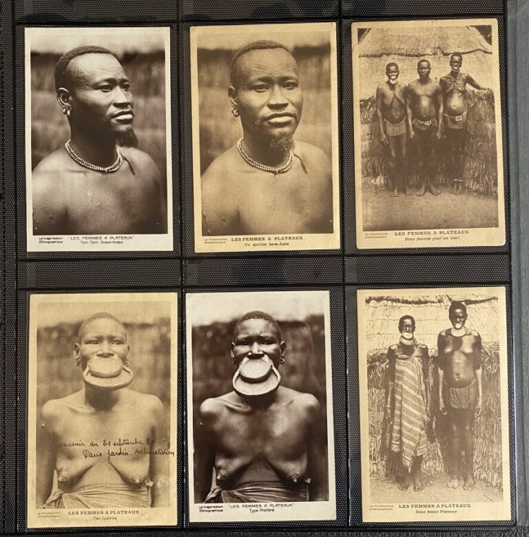 CARTES POSTALES - AFRIQUE ÉQUATORIALE Classeur : Femmes à plateaux - - RENÉ MOR…