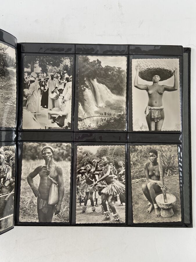CARTES POSTALES Classeur : Ensemble de cartes postales des années 1950 par BOUC…