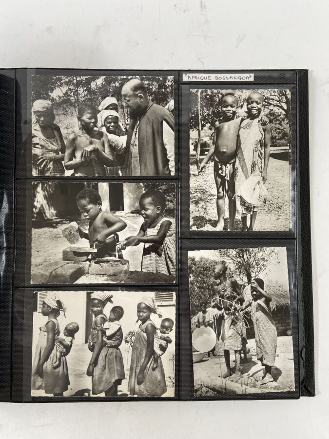 CARTES POSTALES Classeur : Missions religieuses. - - Missions des P.P. du Saint…
