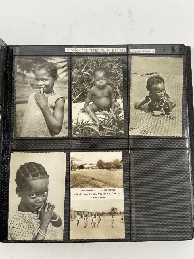 CARTES POSTALES Classeur : Missions religieuses. - - Missions des P.P. du Saint…