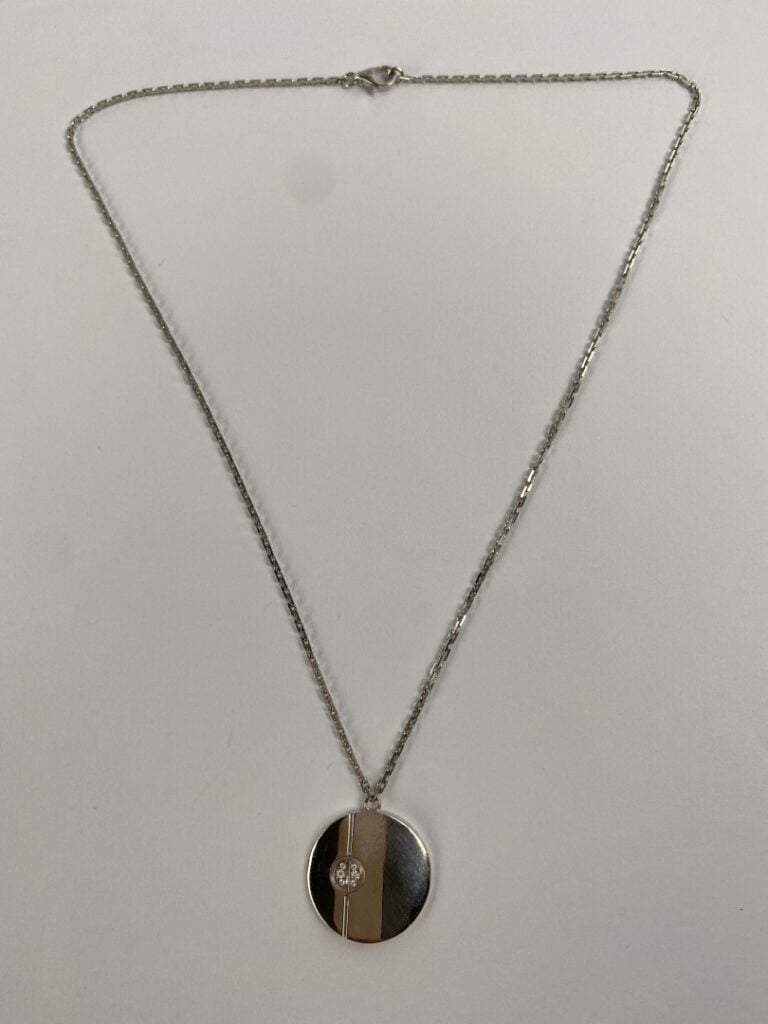 CARTIER, Love - Collier en or gris (750) formé d'une chaîne à maille forçat lim…