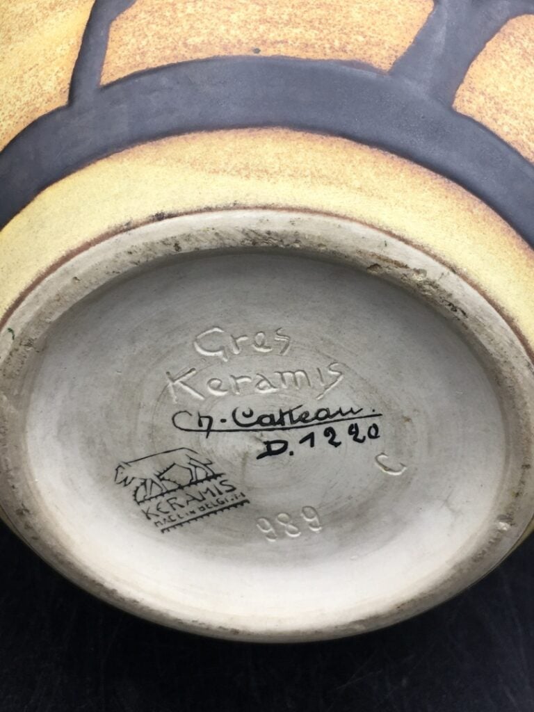 Charles CATTEAU (1880-1956) & KERAMIS. - Vase en grès émaillé de forme ovoïde,…
