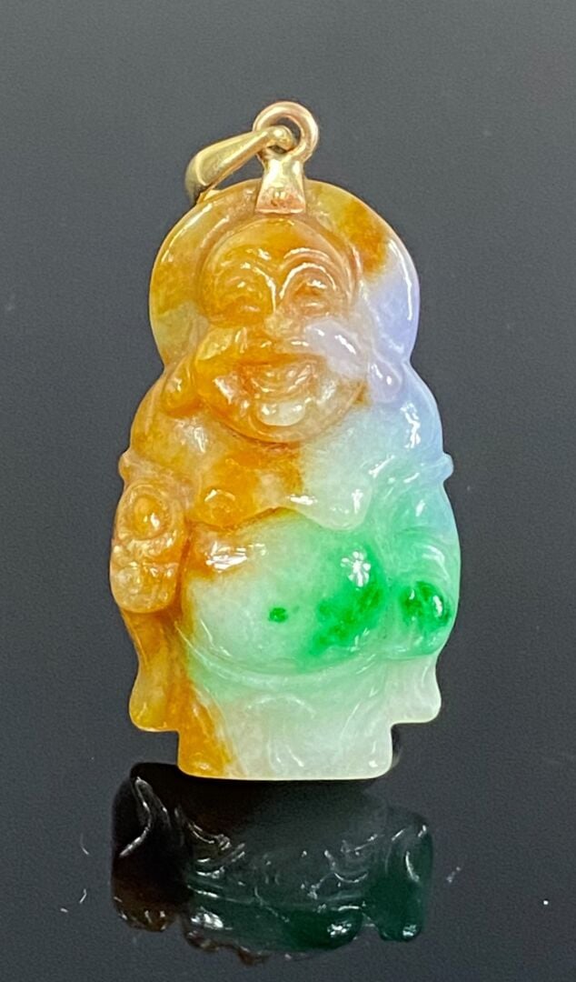 CHINE - Ensemble de deux pendentifs en or jaune (14K) orné d'un bouddha rieur e…