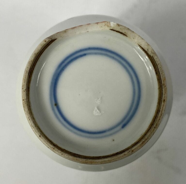 CHINE, XIXe et XXe siècles - Lot comprenant des céramiques dont un vase miniatu…