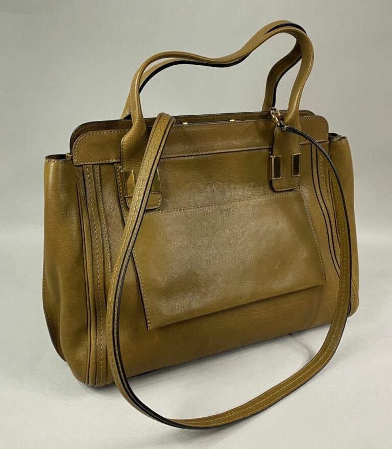 CHLOE - Sac en cuir grainé kaki, double poignées et anse bandoulière, poche pla…