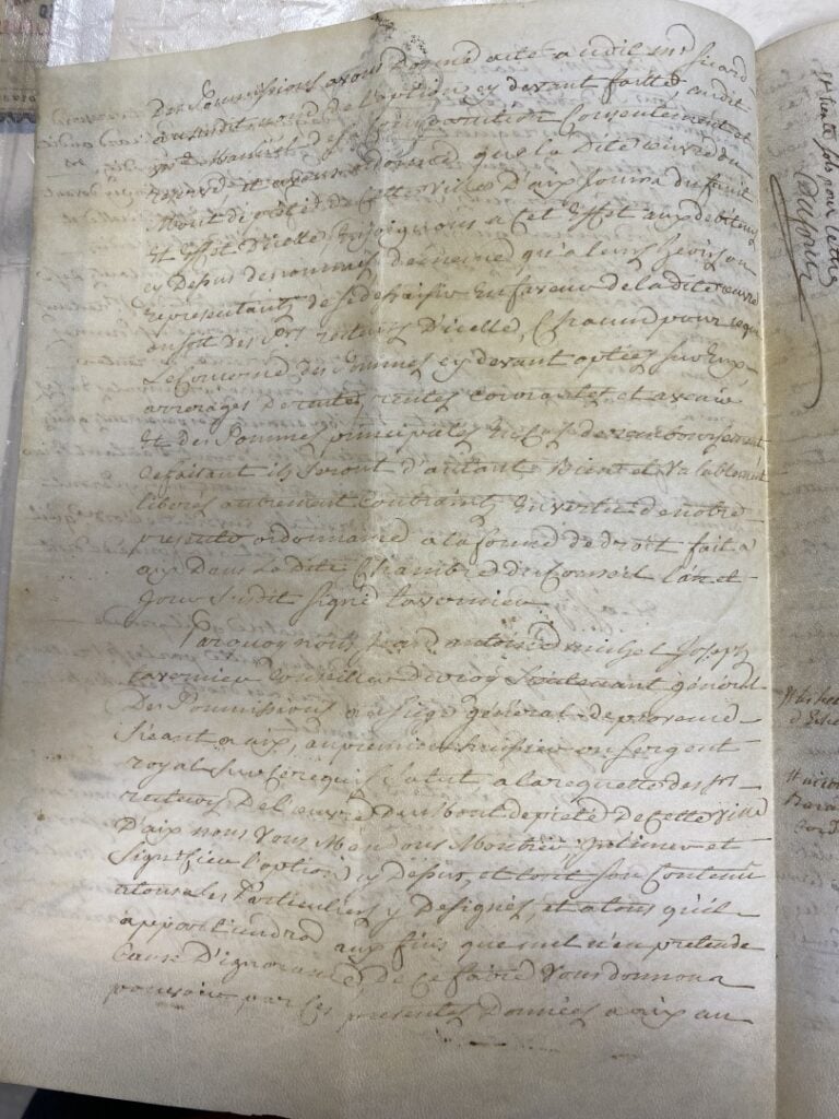 Classeur contenant huit actes authentiques, Ancien Régime ou période révolution…