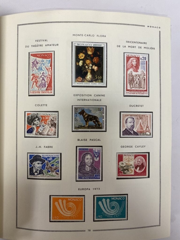 Collection de timbres de Monaco, deux albums, timbres en très bon état, non obl…