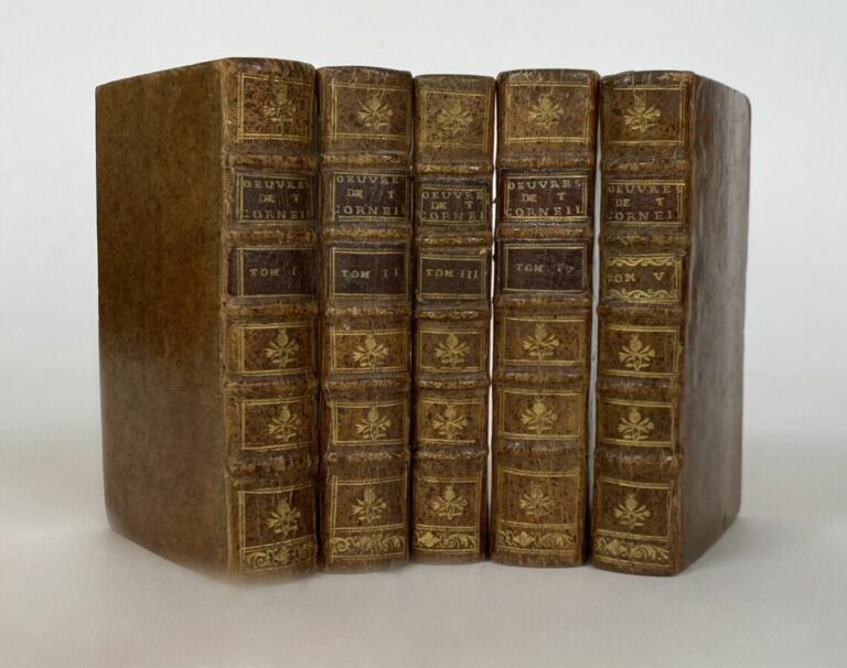 Corneille,Th. Poèmes dramatiques - P., David l'aîné, 1738. - 5 vols in-12, plei…