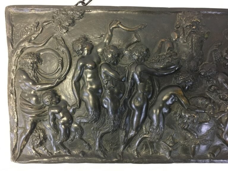 D'après CLODION. - Scène de bacchanale - Bronze patiné, signé en haut à gauche…