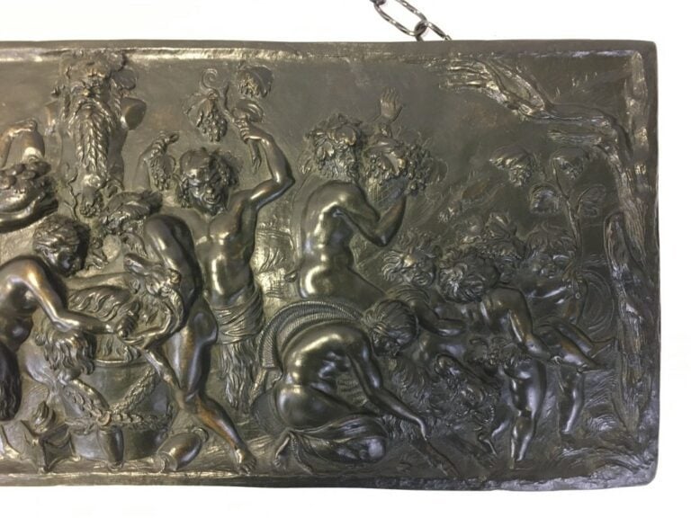 D'après CLODION. - Scène de bacchanale - Bronze patiné, signé en haut à gauche…